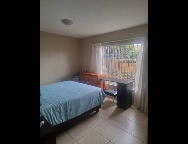 2 BEDROOM TOWNHOUSE FOR SALE IN PRIMROSE HILL